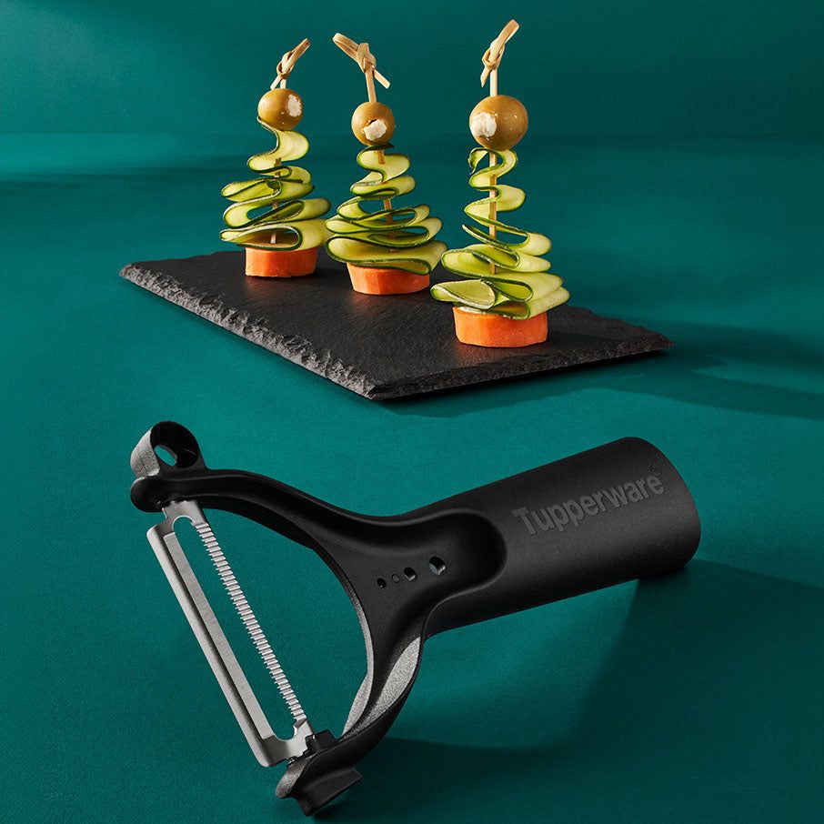 Tupperware 5-in-1 Universal Peeler Kitchen Tools | FLWMZ5964