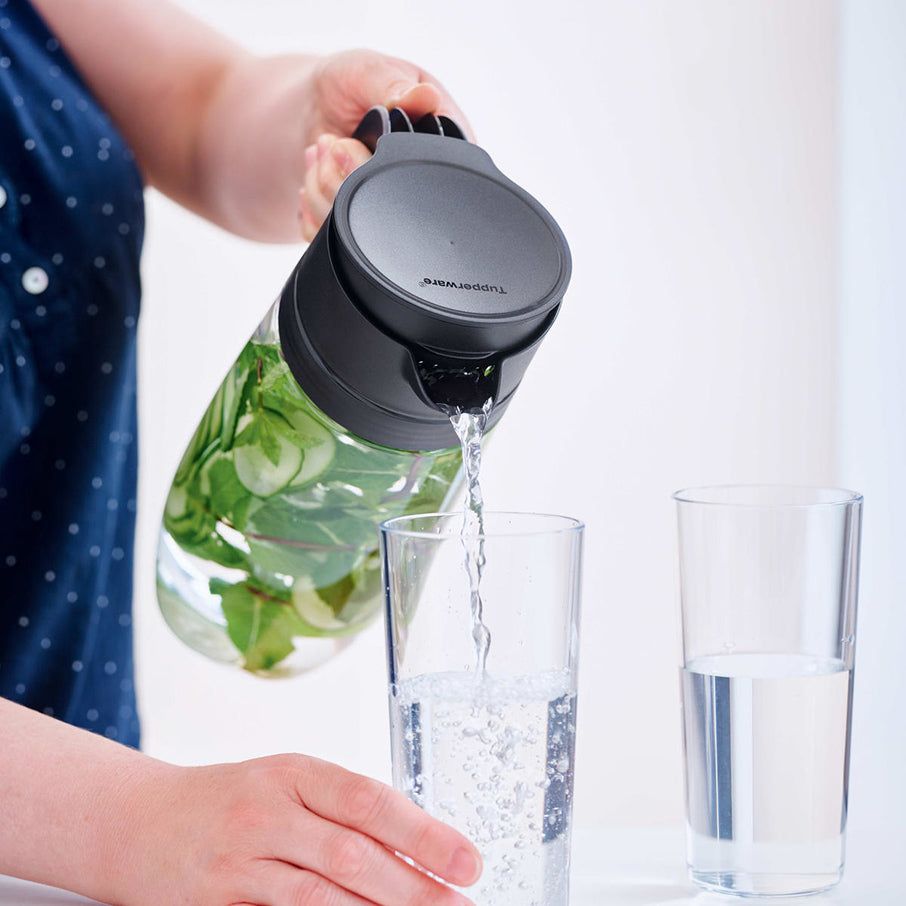 Tupperware Clearly Elegant Pitcher Black Drinkware | KHISL6521