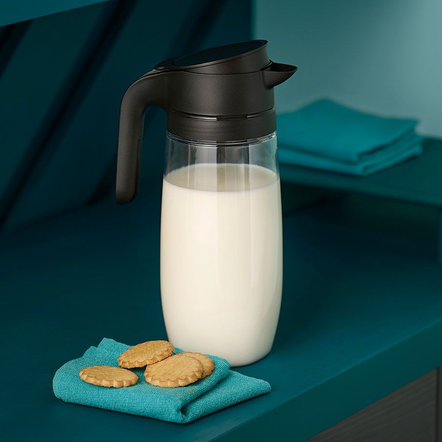 Tupperware Clearly Elegant Pitcher Black Drinkware | KHISL6521