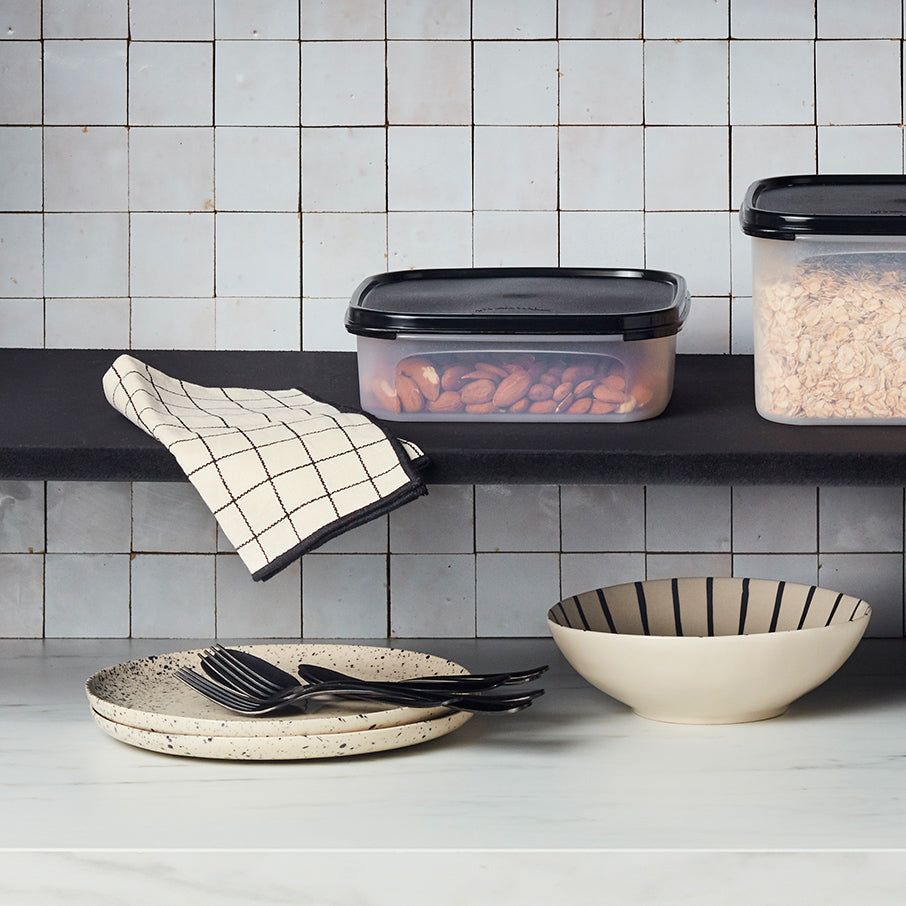 Tupperware Modular Mates Square 1 Black Dry Storage | CKENS6840