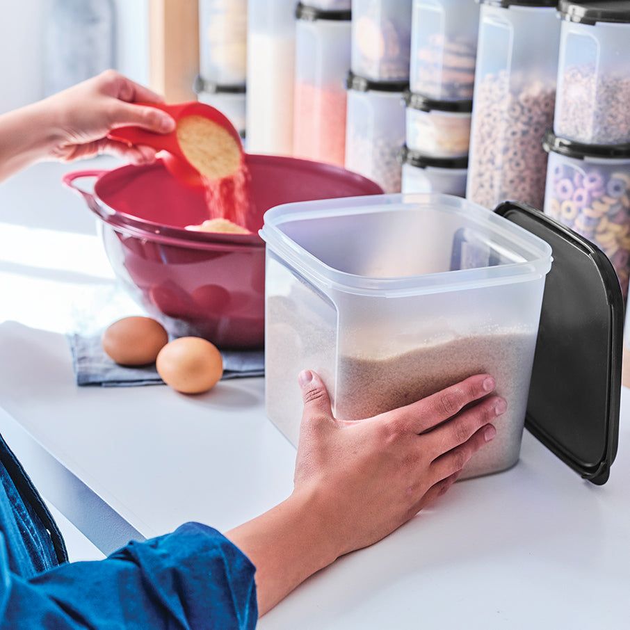 Tupperware Modular Mates Square 3 Black Dry Storage | HNZGO4573