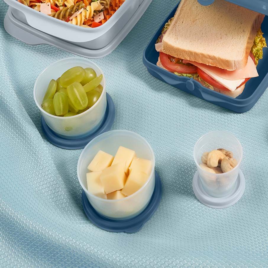 Tupperware Super Snack 10-pc. Set White / Blue / Light Lunch and Snacks | HPEXC6195