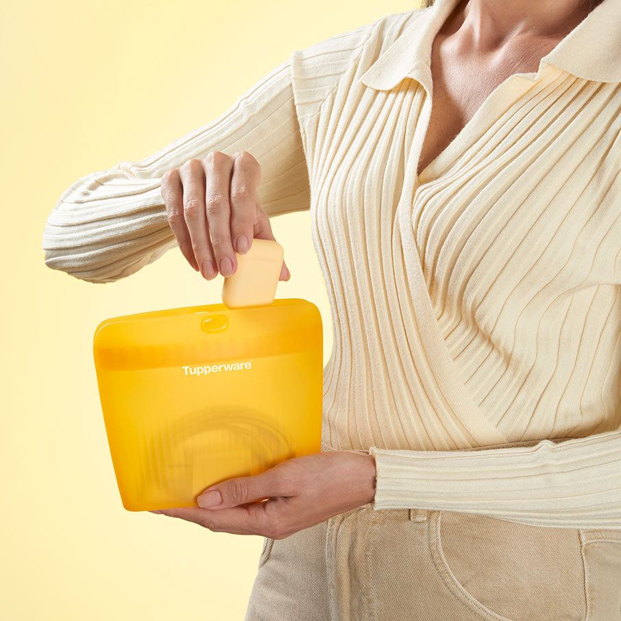 Tupperware Ultimate Silicone Stand-up Bag Small Green Freezer Storage | ZPTEG1783