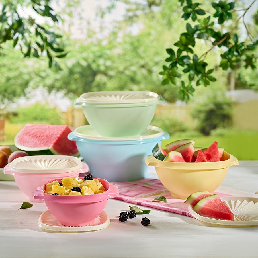 Tupperware Vintage Servalier 5-pc. Bowl Set Light Yellow / Mint / Turquoise Serveware | QGIME1074